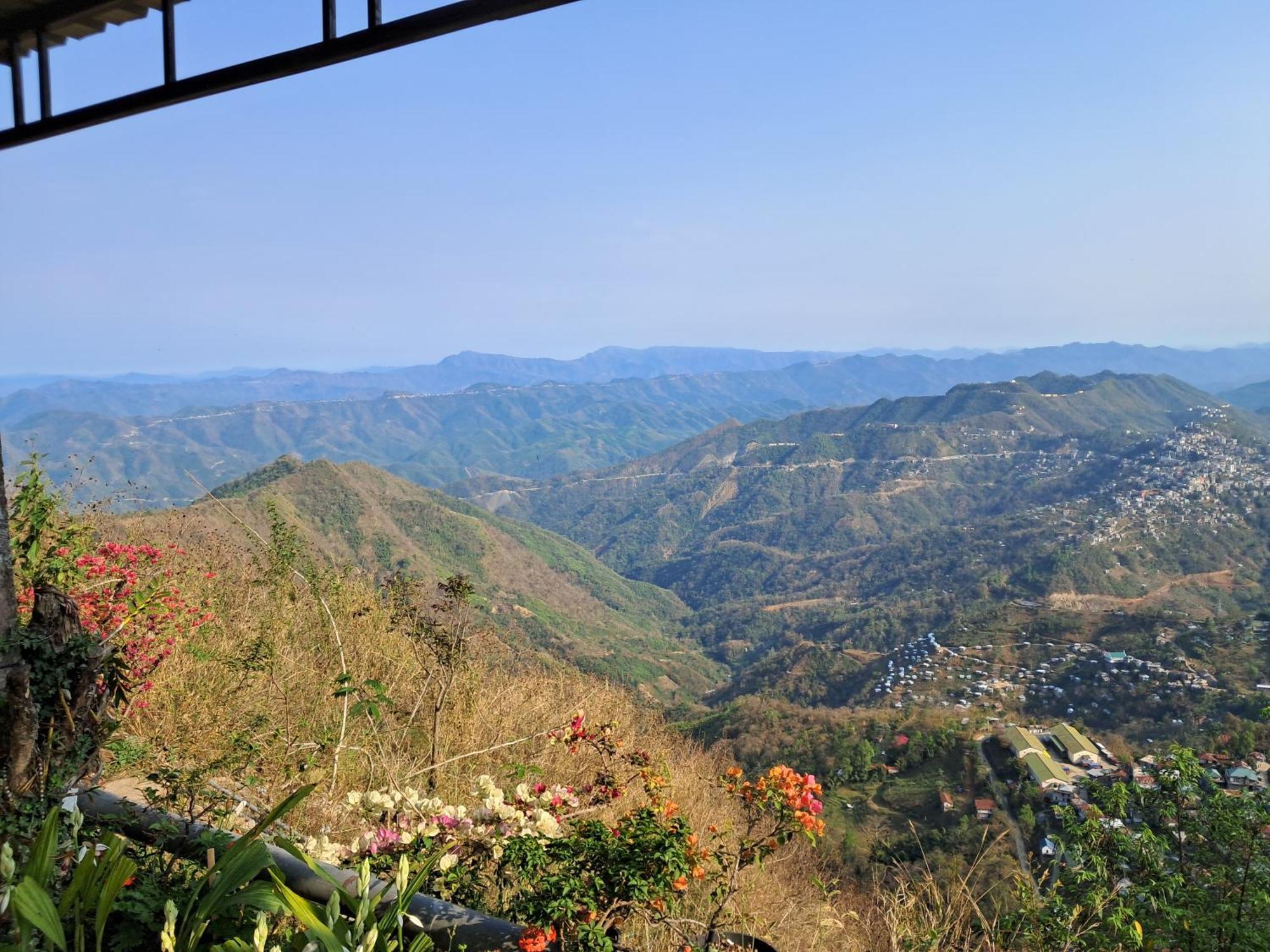 Dormitories/Hosteller, Giftland Homestay Āīzawl 외부 사진