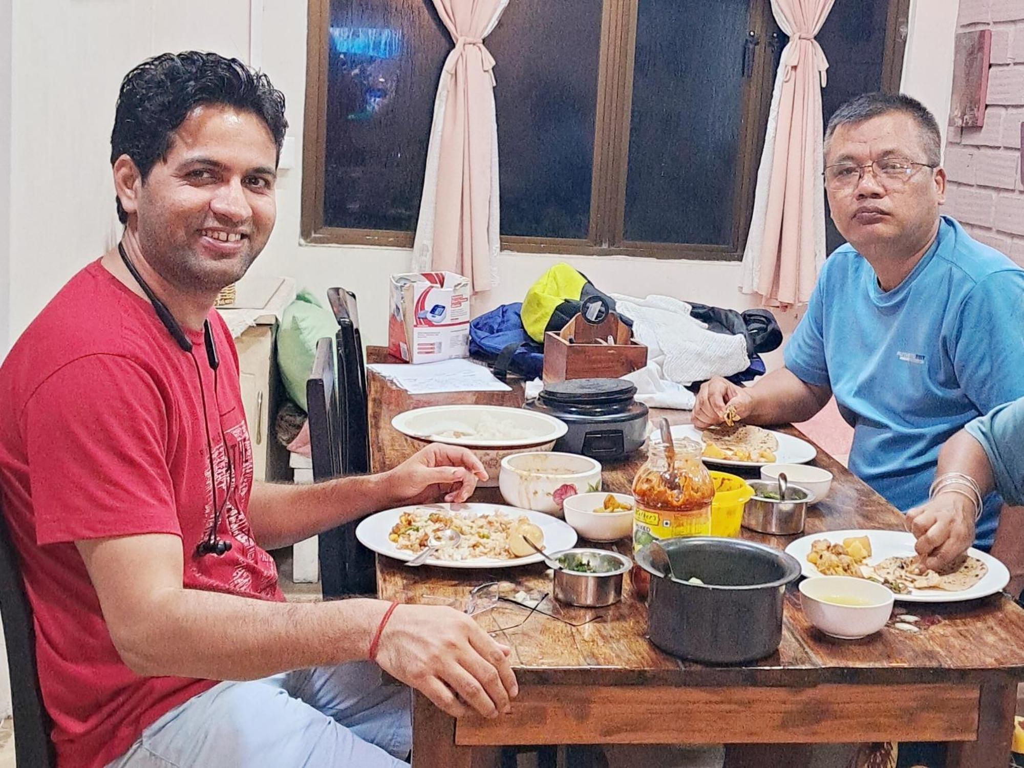 Dormitories/Hosteller, Giftland Homestay Āīzawl 외부 사진
